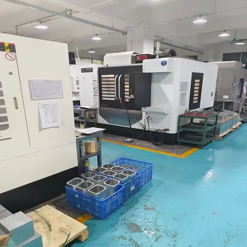 Low-volume CNC machining workshop producing small batch precision parts